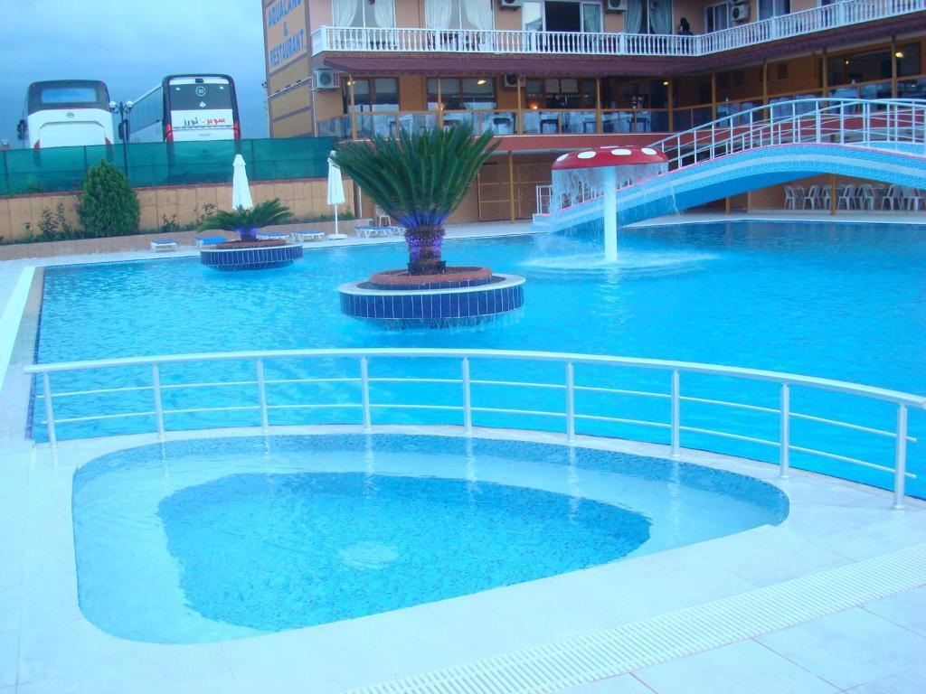 Club Casmin Hotel İskenderun Exterior foto